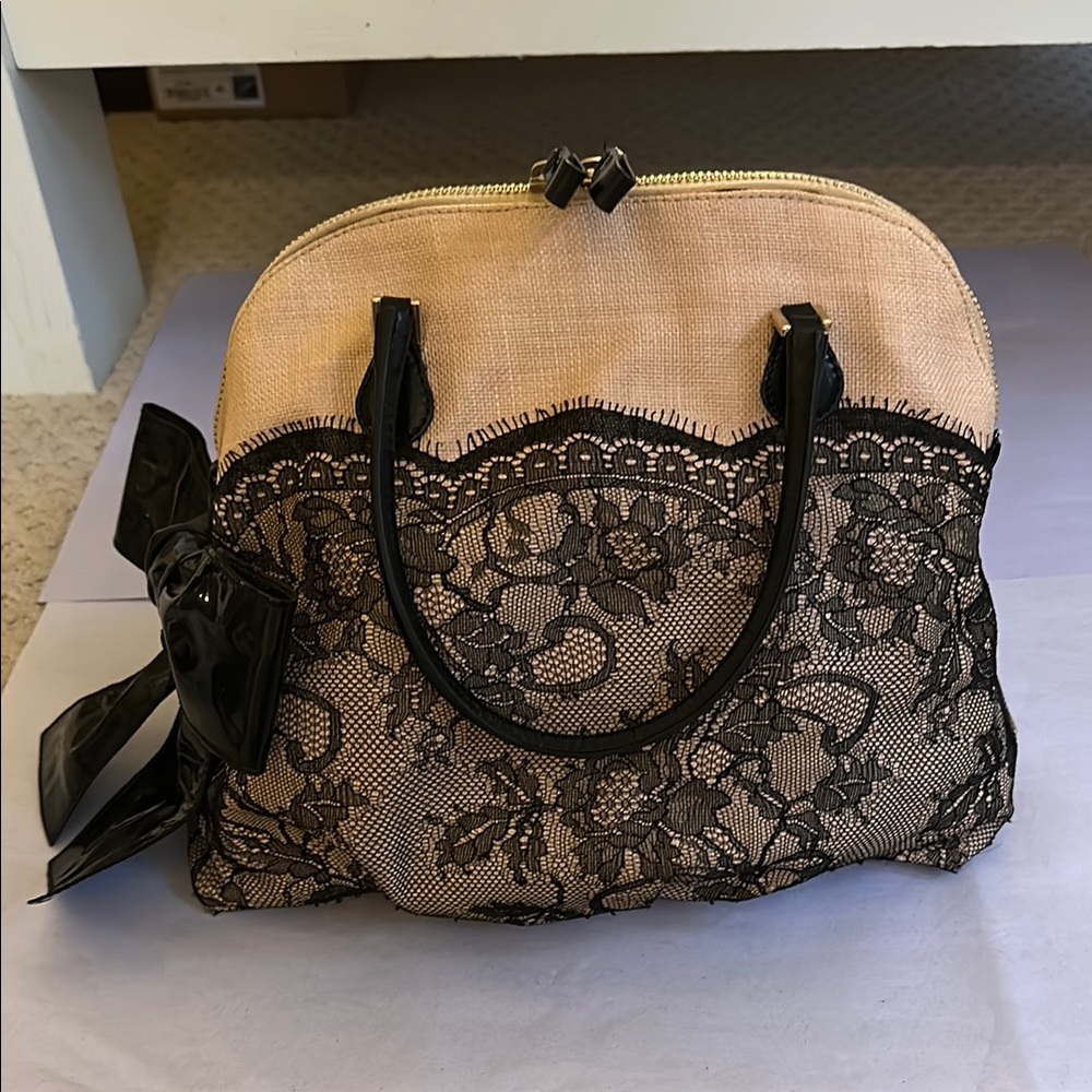 Valentino Raffia bow dome Lace-Trimmed Tan and Black Handbag